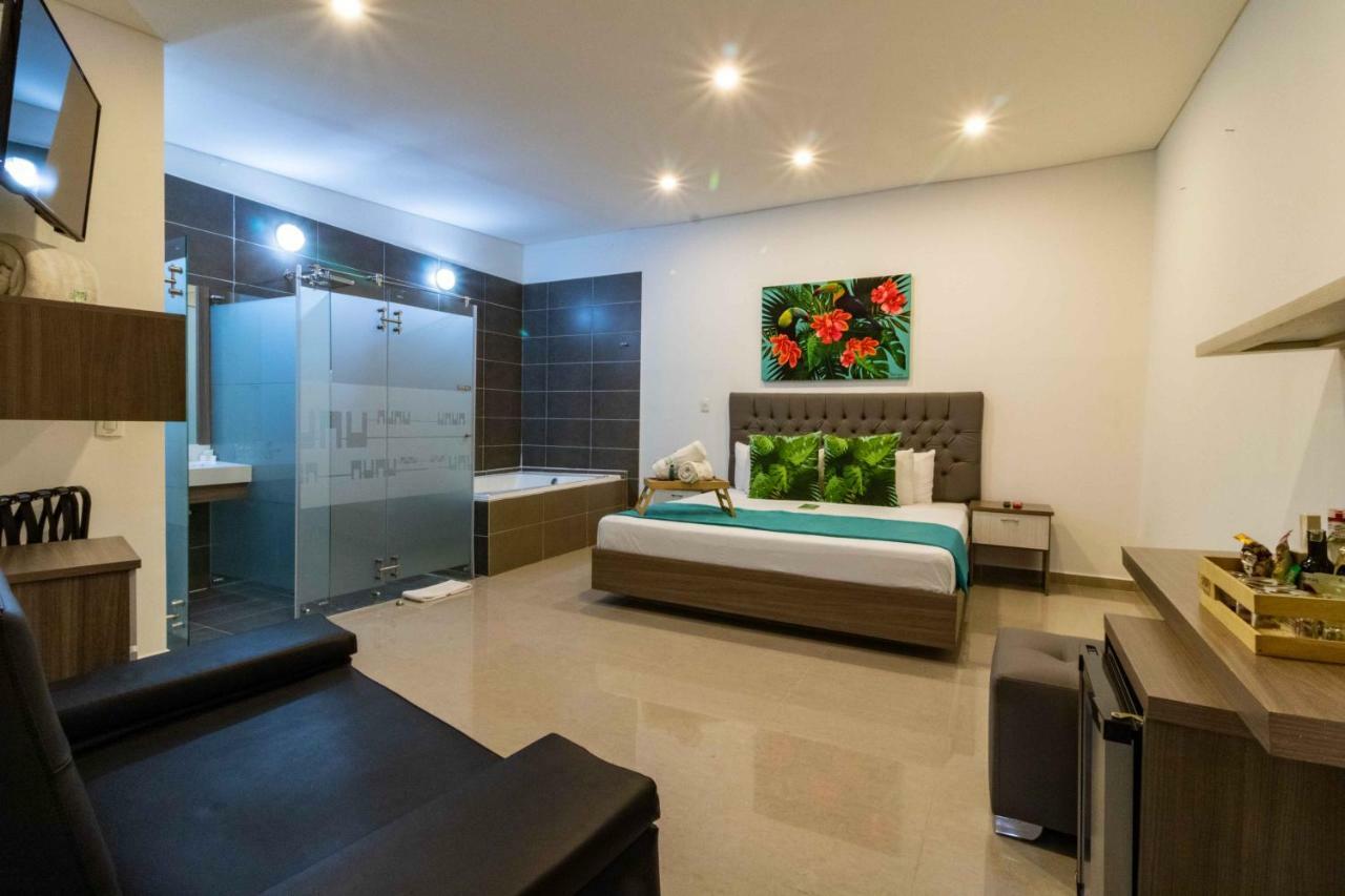 Lleras Green Hotel 메딜린 외부 사진